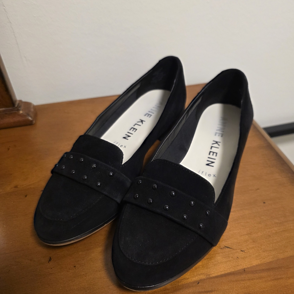 Anne Klein Women's Black Loafers